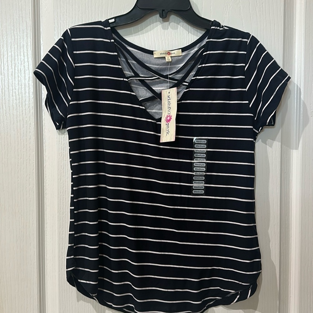 Wishful Park size medium short sleeve, navy white striped top NWT